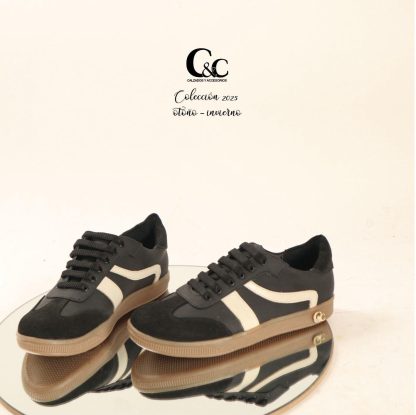 Sneaker