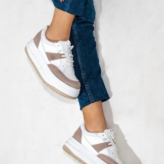 Sneaker