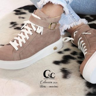 Sneaker
