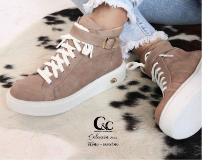 Sneaker