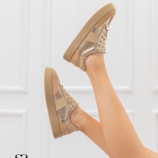 Sneaker