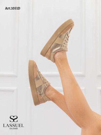 Sneaker