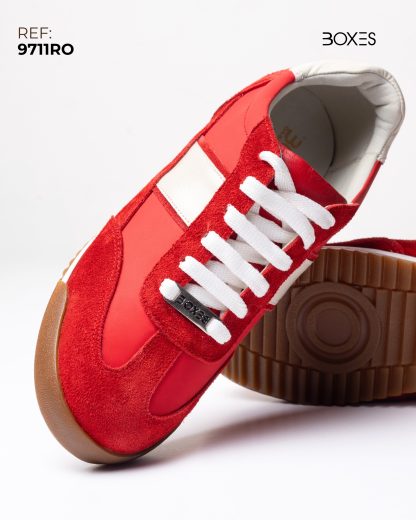 Sneaker