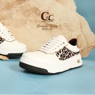 Sneaker