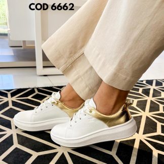Sneaker